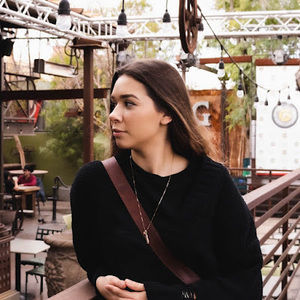 Meet your Posher, Alyssa